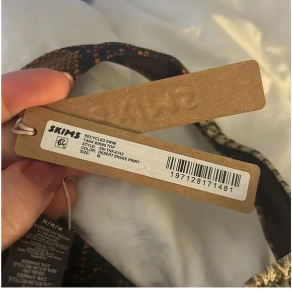 NWT SKIMS recycled swim tank bikini top M - Picture 4 of 6